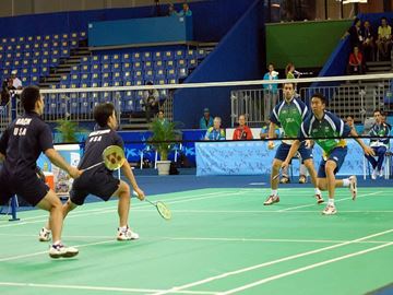Afbeelding van Badminton wedstrijdnet: 3 netten op 1 rij