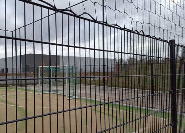 Afbeelding van Ballenvanger, net/staalmat, op maat