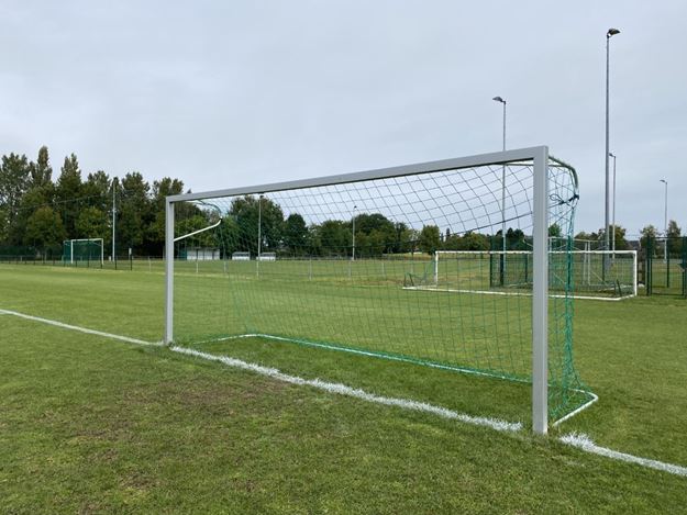 Afbeelding van Voetbaldoel 5x2m (duiveltjes), vast, 5x2m