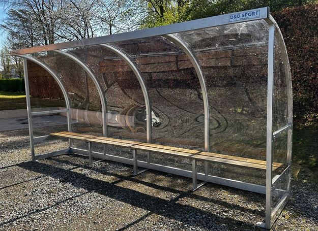 Afbeelding van Stockverkoop Dugout Compact 4m, houten zitbank